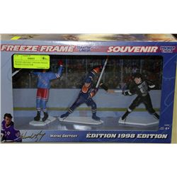 WAYNE GRETZKY 3 FIGURE FREEZE FRAME COLLECTOR