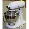 Image 1 : KITCHENAID MIXMASTER TILTS*