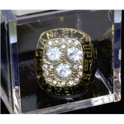 1987 WAYNE GRETZKY STANLEY CUP REPLICA RING