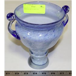 HANDLED ART GLASS DISH