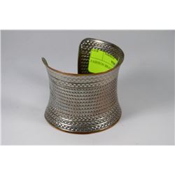 FASHION CUFF BRACELET