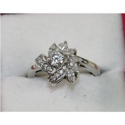STERLING SILVER CZ RING - SIZE 8.5