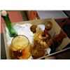 Image 1 : BOX OF DECORATIVE GLASS INCL. AMBER OIL LAMP