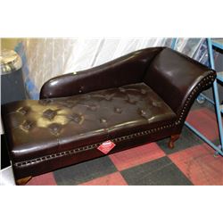 NEW BROWN LEATHERETTE CHASE LOUNGE CHAIR WITH