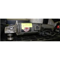 BLACK AND DECKER INDUSTRIAL 5" GRINDER