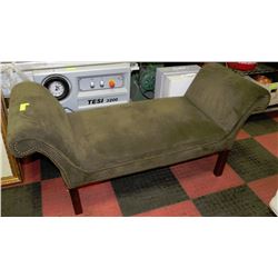 GREEN CHAISE LOUNGER