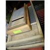 Image 1 : COLLECTION OF 4 VINTAGE ESTATE WASHBOARDS
