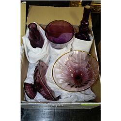 BOX OF DECORATIVE PURPLE GLASS DISHES INCL.
