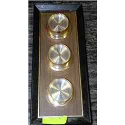 BAROMETER WALL PLAQUE