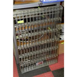 METAL DOG KENNEL