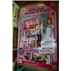 Image 1 : NEW DOLL HOUSE IN BOX
