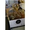 Image 1 : BOX OF GLASSES AND VASES