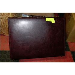 LEATHER BRIEFCASE WITH COMBINATION