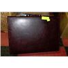 Image 1 : LEATHER BRIEFCASE WITH COMBINATION