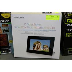 MEMOREX 7" DIGITAL PHOTO FRAME NEW IN BOX