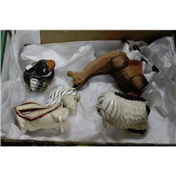 FLAT OF ARTESANI RINCONADA  ANIMALS