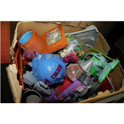 BOX OF TEENAGE MUTANT NINJA TURTLES FIGURINES AND