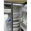 Image 3 : GE Oak Trim Side By Side Refrigerator/Freezer