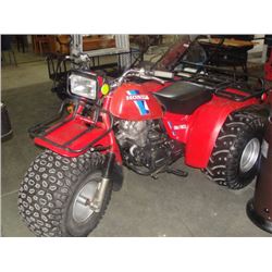 1980S HONDA 3WHEEL ATV WITH REVERSE AND FORWARD, ELECTRIC START AND PULL START