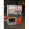 Image 1 : HOME DEPOT CHILDS TOOL STATION