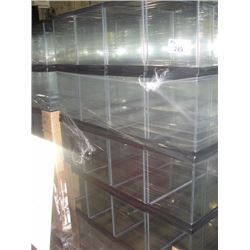 PALLET LOT OF 40 10GAL FISH TANKS