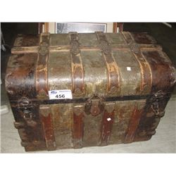 ANTIQUE TRUNK CIRCA 1880S