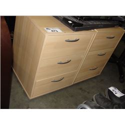 PAIR OF NIGHT STANDS