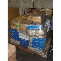 PALLET LOT OF FISH TANK LIDS AND LIGHTS