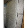 Image 1 : QUEEN SIZE SERTA BOXSPRING AND MATTRESS SET