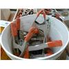 Image 1 : PAIL OF HAND CLAMPS