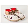 Image 1 : Cheyenne Fully Beaded Woman's Moccasins, 8 ¾" long