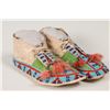 Image 1 : Lakota Beaded Man's Moccasins, 11 ½" long