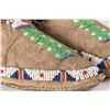 Image 2 : Sioux Beaded Man's Moccasins, 10" long