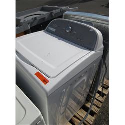 Whirlpool clothes washer - used