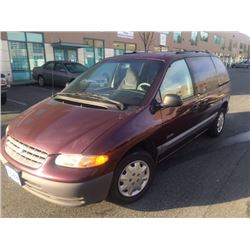 1998 Plymouth Voyager