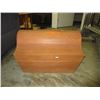 Image 1 : Wood treasure chest - used.