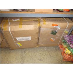4 Large cases of new children's toys
