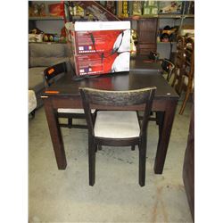 Casual dining table with 6 chairs - used