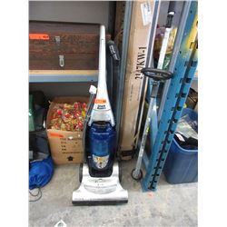 Shark upright vacuum cleaner - used