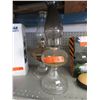 Image 1 : 2 Antique oil lamps