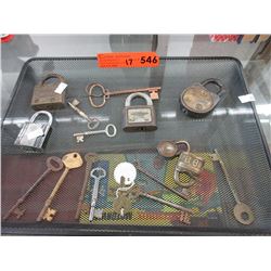 Vintage padlocks & keys
