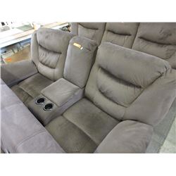 New - Double reclining sofa