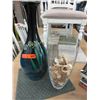 Image 1 : 2 Large scale glass vases