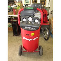Snap-On 20 gallon air compressor