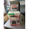 Image 1 : Propane lantern & mini cooler - used