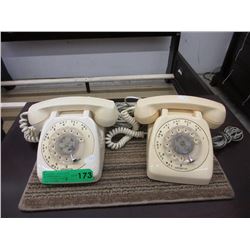 2 Vintage dial telephones - Ivory