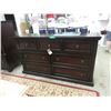 Image 1 : NEW - 7 Drawer dresser with hidden tray