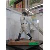 Image 1 : Babe Ruth figurine in display box