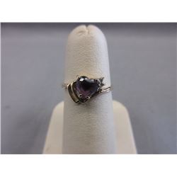 10KT Yellow Gold Amethyst & Diamond Ring
