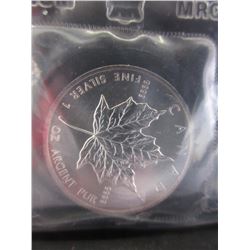 1989 Canadian 1 Troy Oz. Maple Leaf .9999 Silver Coin